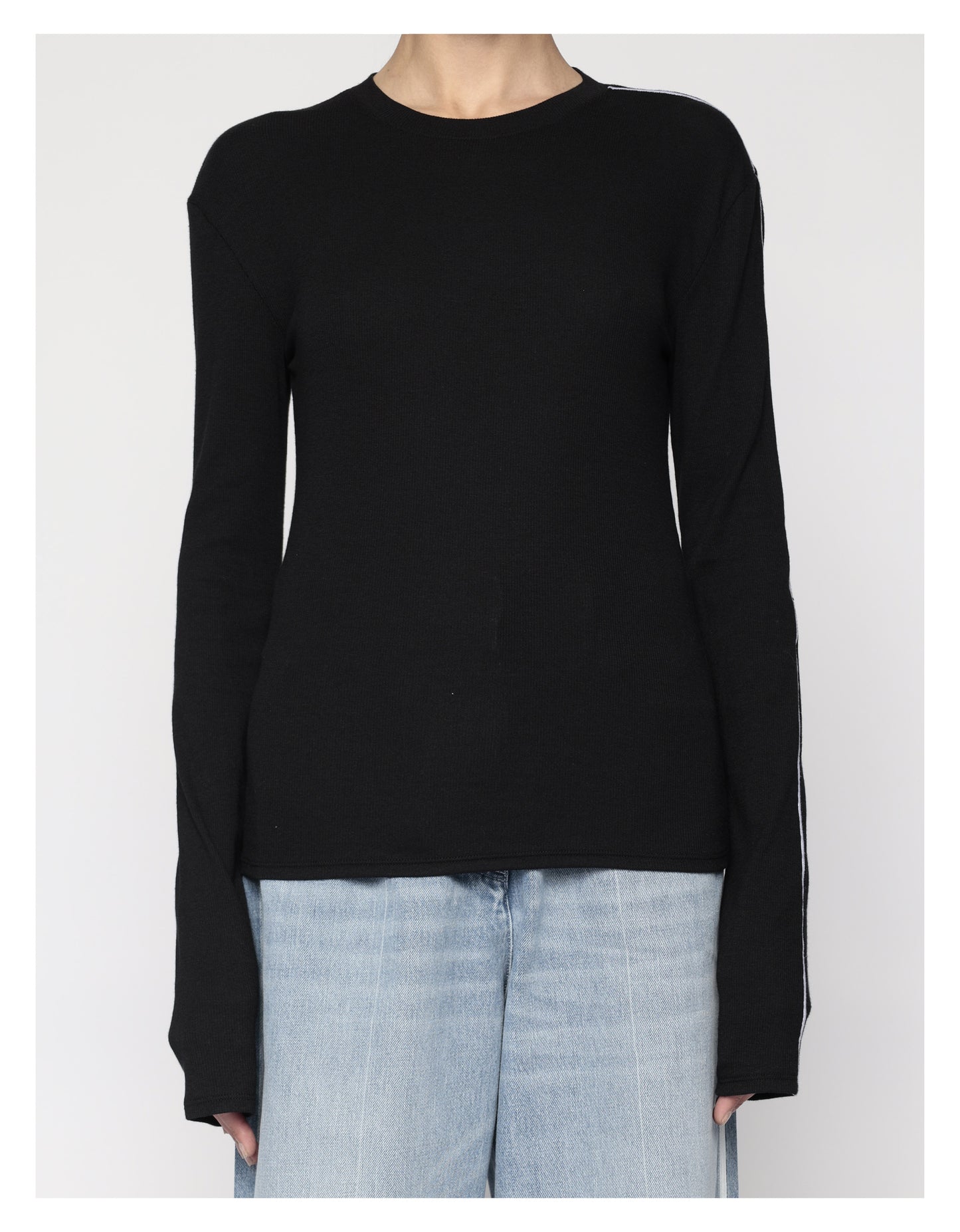 RIBBED LONG SLEEVE T-SHIRT