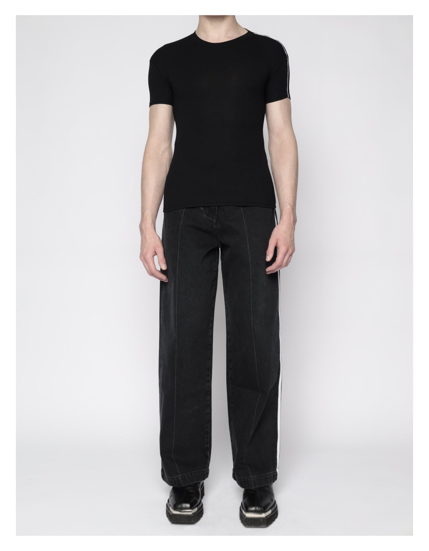 RIBBED T-SHIRT