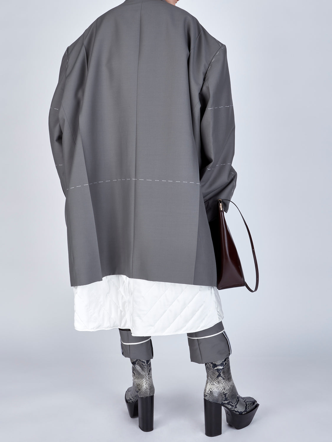 DETACHABLE LINING COAT