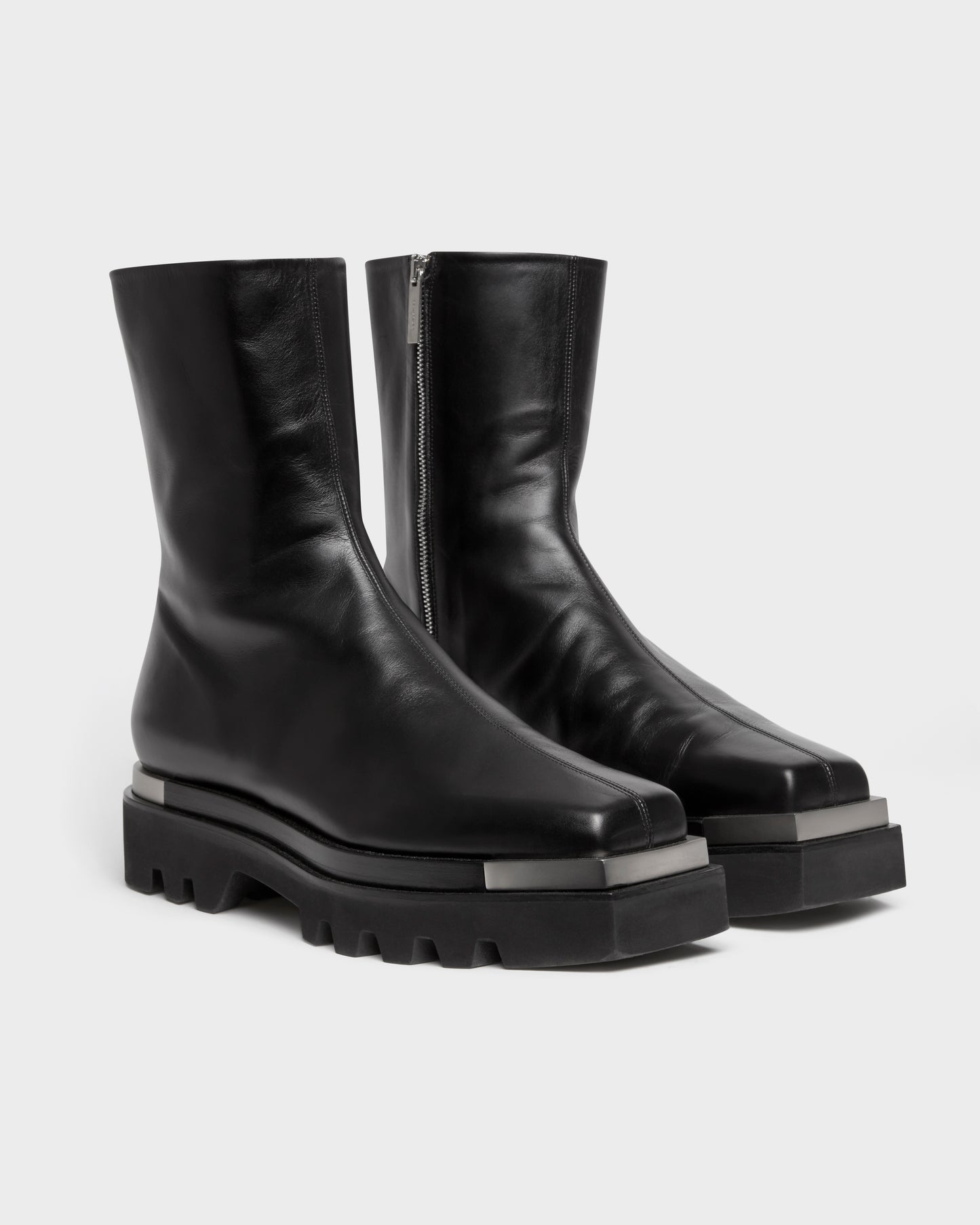 COMBAT BOOT WITH SILVER METAL TIP