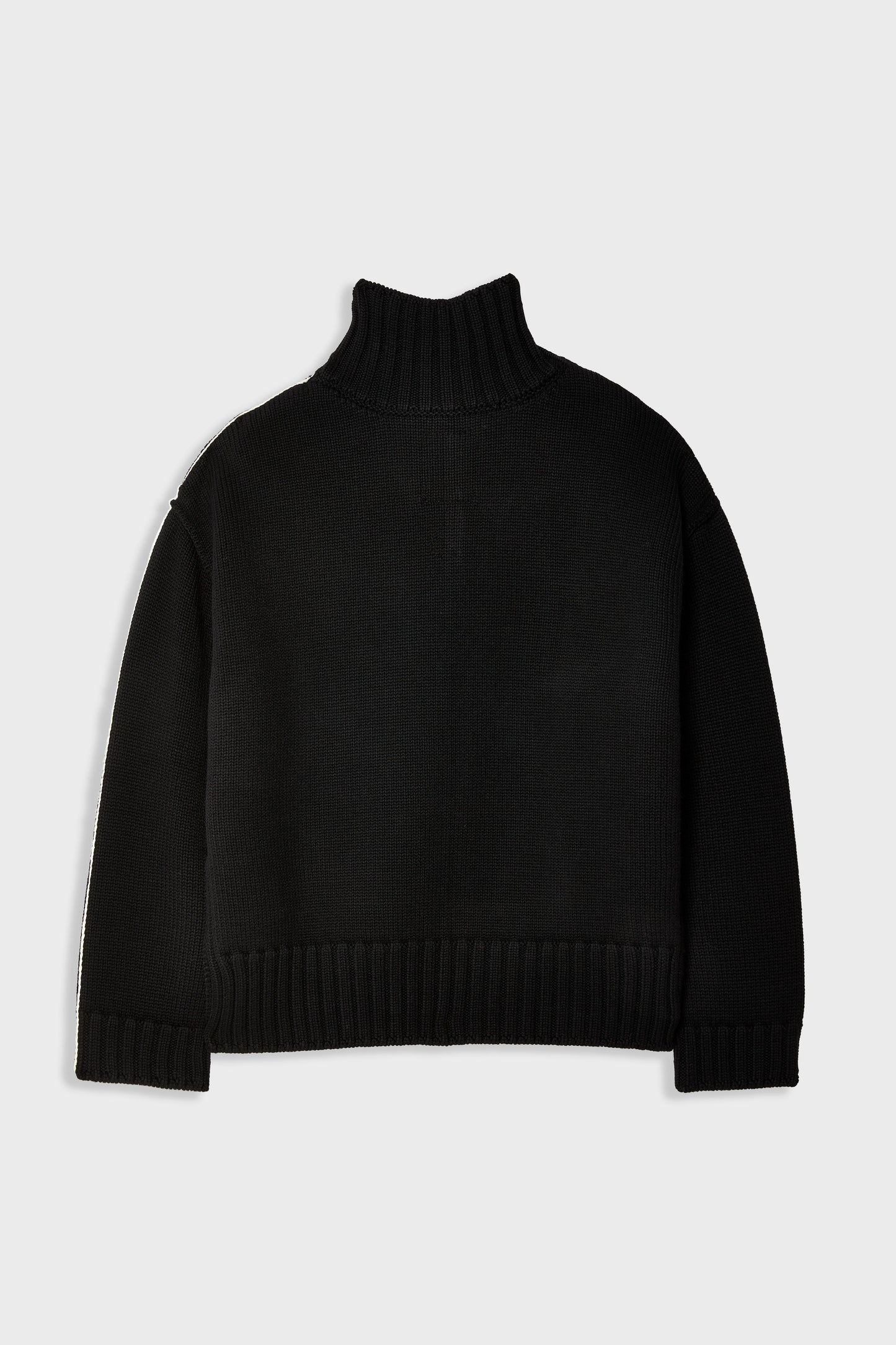 PETER SWEATER - BLACK